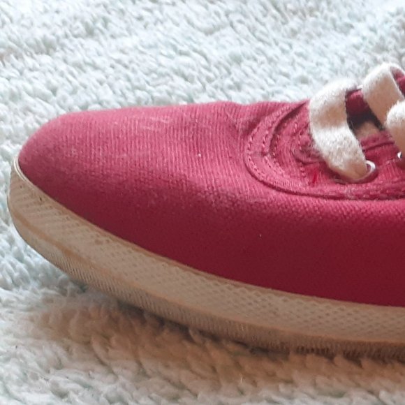 Flats - Picture 2 of 5